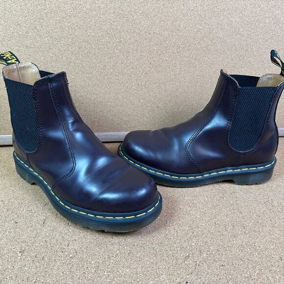 Dr Martens 2976 Dark Maroon Purple Chelsea Boots in Smooth Leather Size Womens 6 - Picture 1 of 7